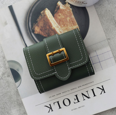 Női mini pénztárca csattal több színben