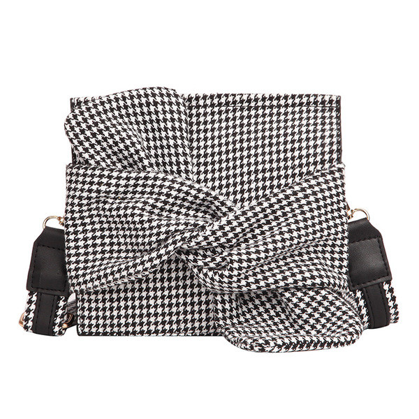 Női táska több színű szalaggal és cipzárral