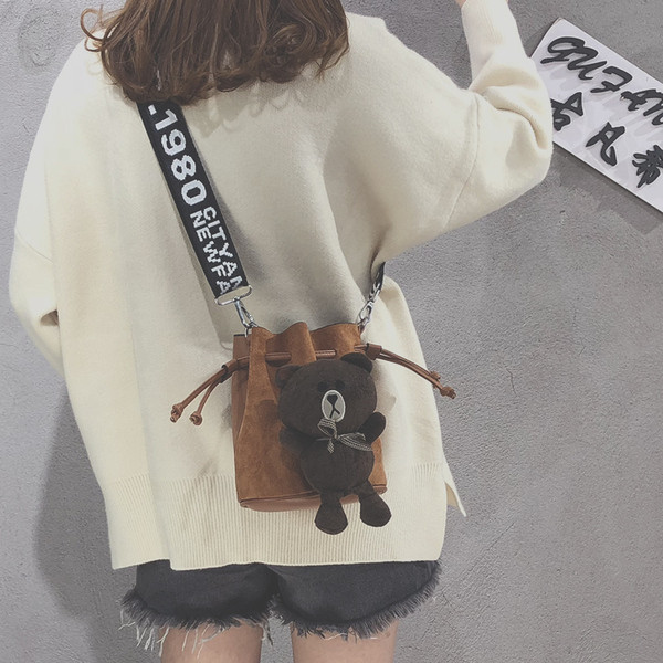 Modern női táska kiegészítővel több színben