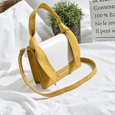 Stílusos női táska öko velúrból, több színben felirattal