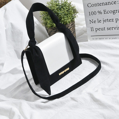 Stílusos női táska öko velúrból, több színben felirattal