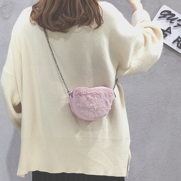 Női kis pehelytáska cipzárral több színben