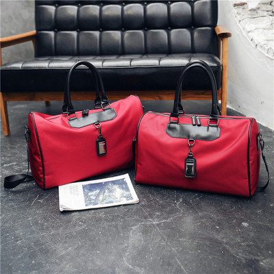 Férfi sporttáska két színben vagy két méretben