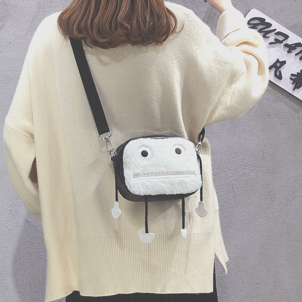 Modern női táska 3D dekorációval, öko bőrből