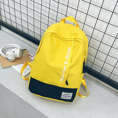 Férfi hátizsák cipzárral és emblémával, négy színben