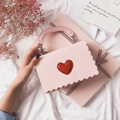 Μοντέρνα  γυναικεία τσάντα με πολλά χρώματα