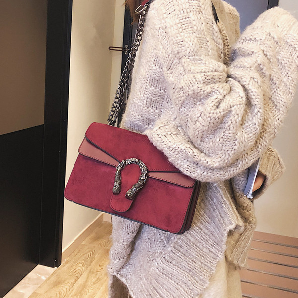 Elegáns női bársonytáska négy színben