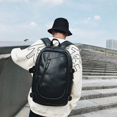 Öko bőrből készült férfi hátizsák fekete színű cipzárral