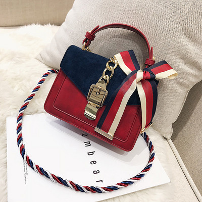 Modern női táska fém csattal, három színben