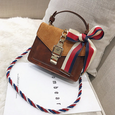 Modern női táska fém csattal, három színben