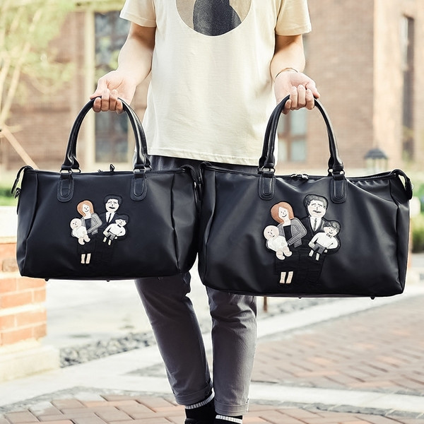 Alkalmi táska fekete színben, rátéttel