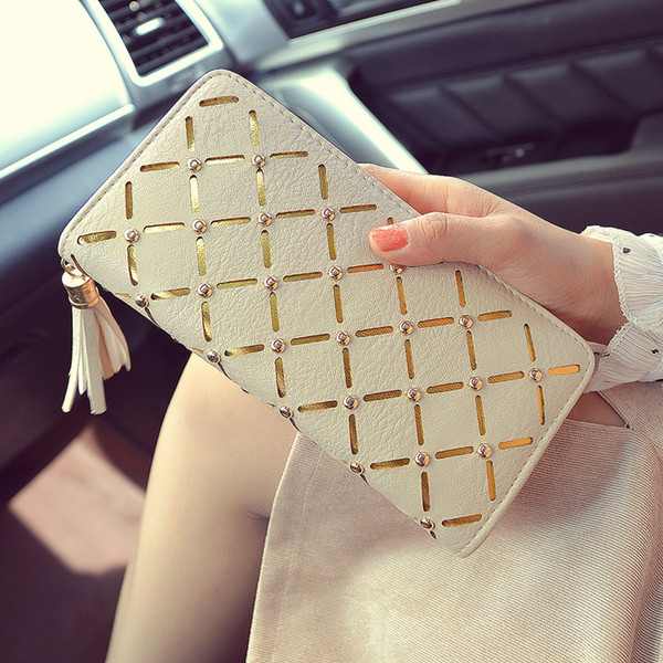 Stílusos női pénztárca cipzárral fehér és fekete színben