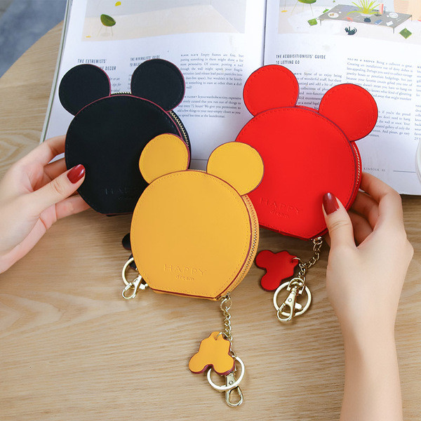 Kör alakú női pénztárca 3D elemmel