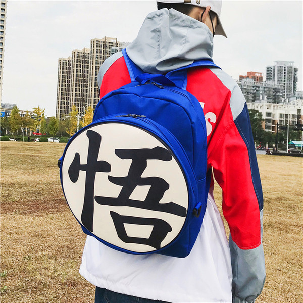 Modern férfi hátizsák zsebbel és cipzárral, három színben