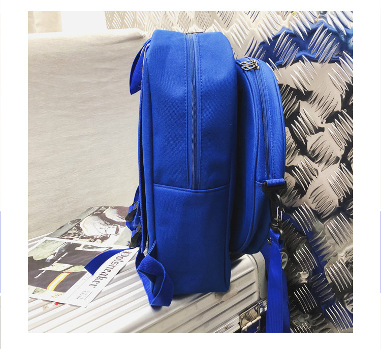 Modern férfi hátizsák zsebbel és cipzárral, három színben