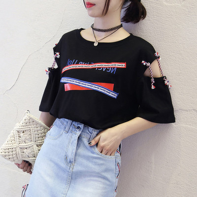 Γυναικείο μπλουζάκι  σε τρία χρώματα με κοντό μανίκι