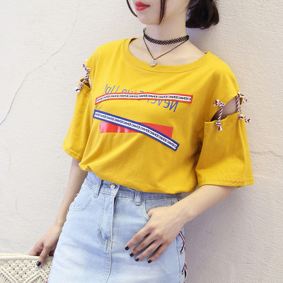 Γυναικείο μπλουζάκι  σε τρία χρώματα με κοντό μανίκι