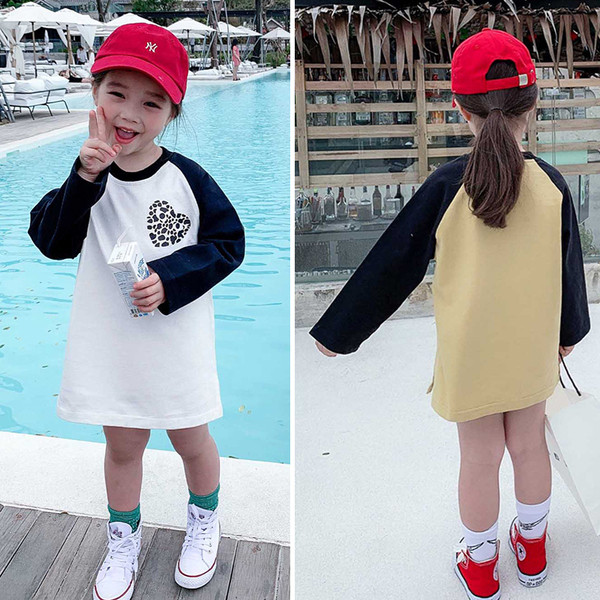 Gyermek hosszú blúz két színben, bottal