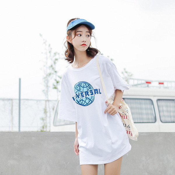 Női póló széles modell fehér és fekete rátéttel