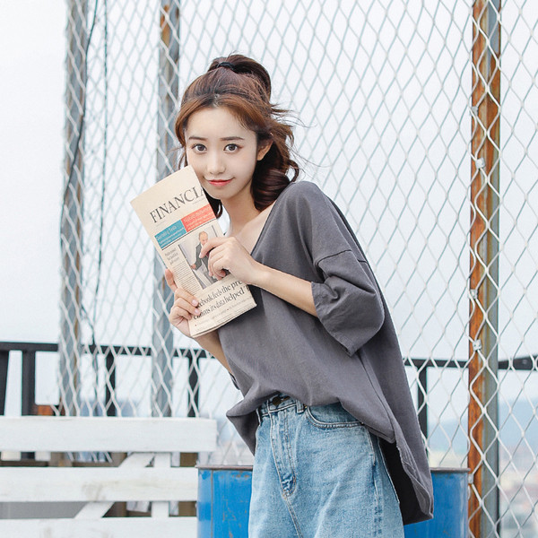 Sima modell női blúz 3/4 ujjal szürke és fehér színben