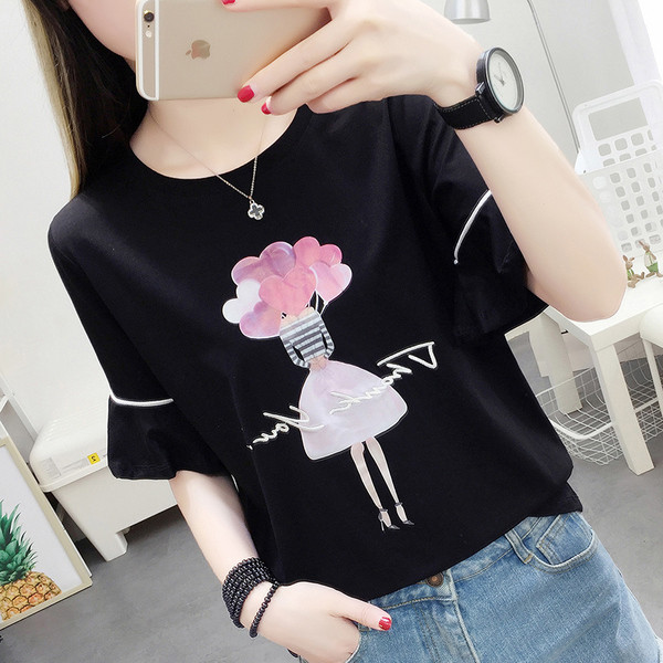 Női póló fehér, rózsaszín és fekete mintával