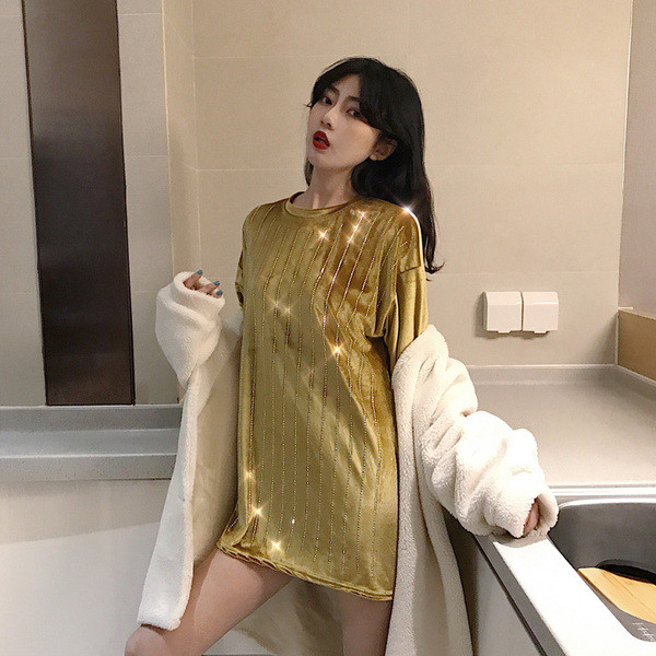 Modern női bársony póló kövekkel, három színben