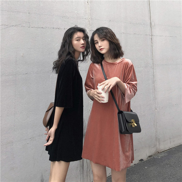 Lezser női bársonyruha 3/4 ujjal, két színben