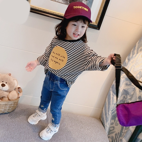 Csíkos mintás alkalmi gyerekblúz lányoknak