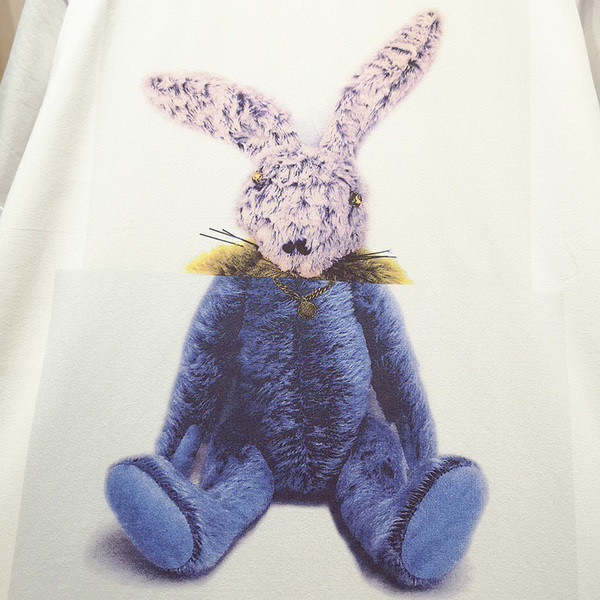 Sport-alkalmi női póló színfelvitellel, két modellben