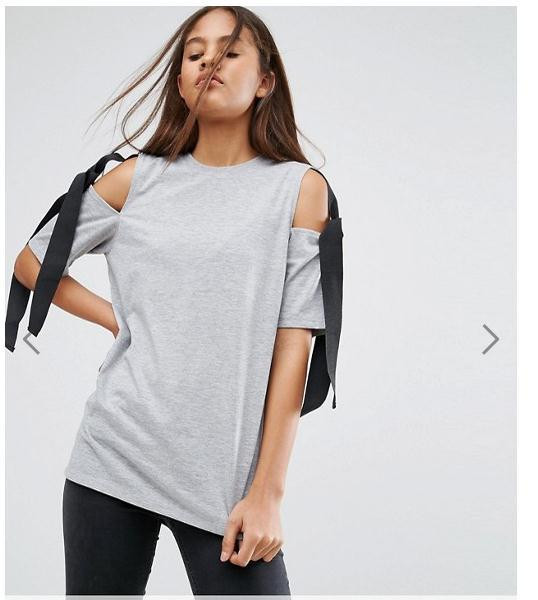 Modern női póló szürke szalagokkal