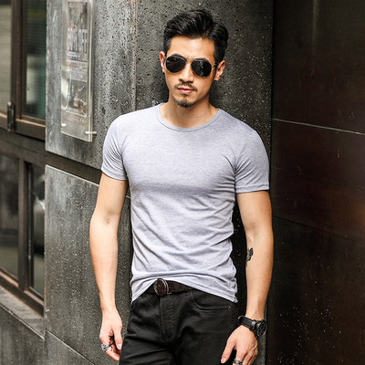 Modern férfi póló rövid ujjal - egyszerű modell több színben