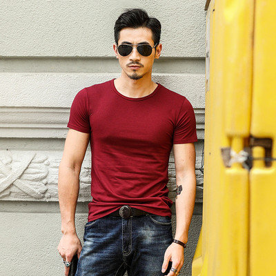 Modern férfi póló rövid ujjal - egyszerű modell több színben