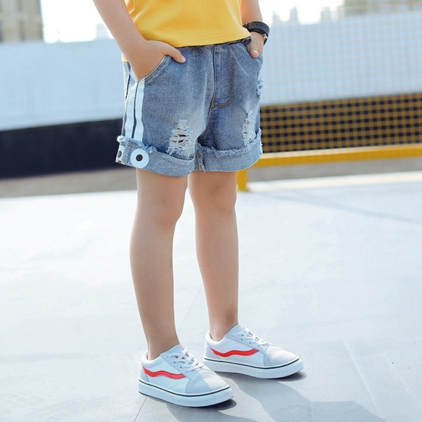 Modern gyerek farmer rövidnadrág oldalsó szegéllyel