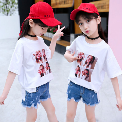 Модерна детска блуза за момичета в бял цвят с щампа
