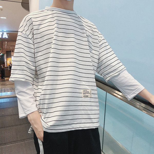 Férfi csíkos blúz, hosszú ujjú fehér és fekete színben