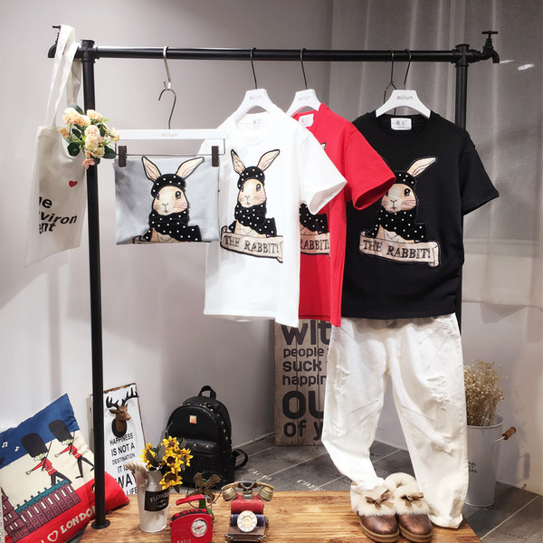 Naprakész női póló színfelvitel négy színben