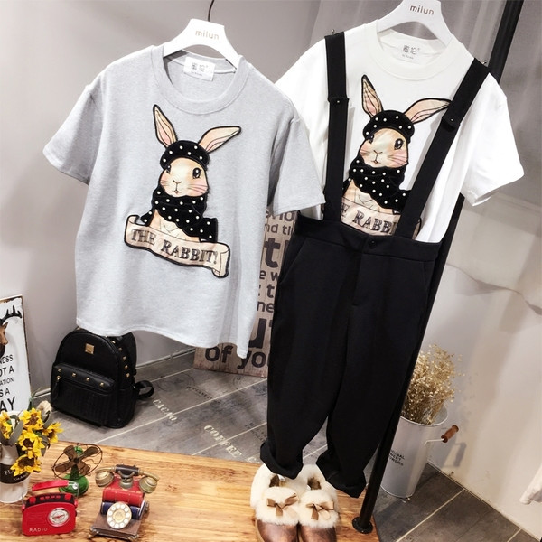 Naprakész női póló színfelvitel négy színben