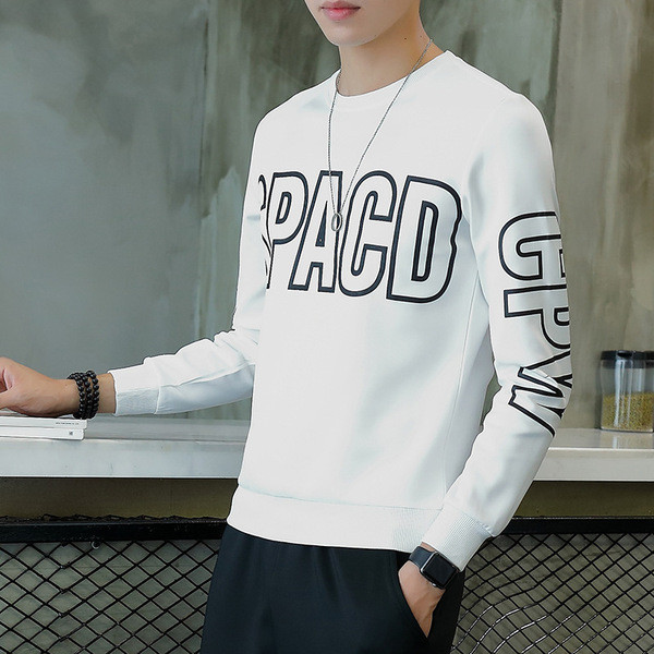 Férfi blúz feliratokkal és O-alakú gallérral fekete-fehér színben