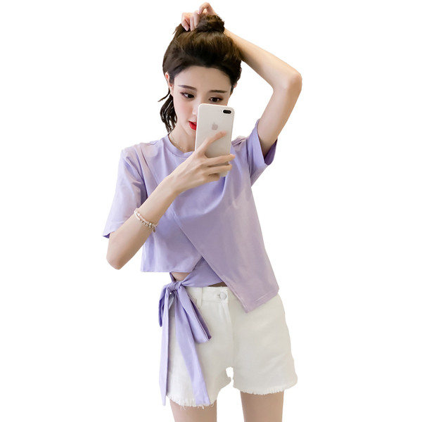 Aszimmetrikus női póló nyakkendővel több színben