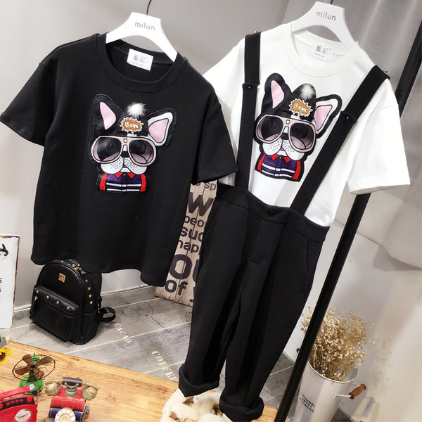 Alkalmi női póló színes rátéttel és 3D elemekkel