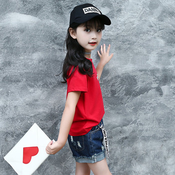 Детска блуза за момичета в бял и червен цвят с надпис 