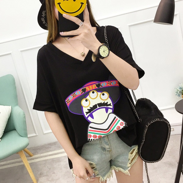 Μοντέρνα γυναικεία μπλούζα με ντεκολτέ σε σχήμα V σε δύο χρώματα