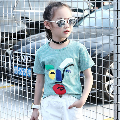 Gyermek csíkos blúz lányoknak, rövid ujjal és mintával