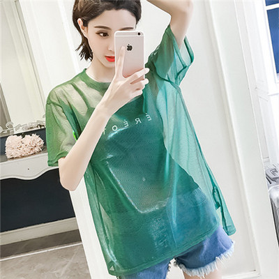 Διαφανές γυναικείο μπλουζάκι σε φαρδύ σχέδιο σε διάφορα χρώματα