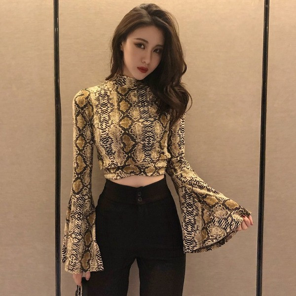 Modern női blúz jobb és lótusz ujjú