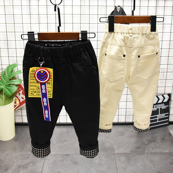 Pantaloni moderni pentru copii in doua culori pentru baieti