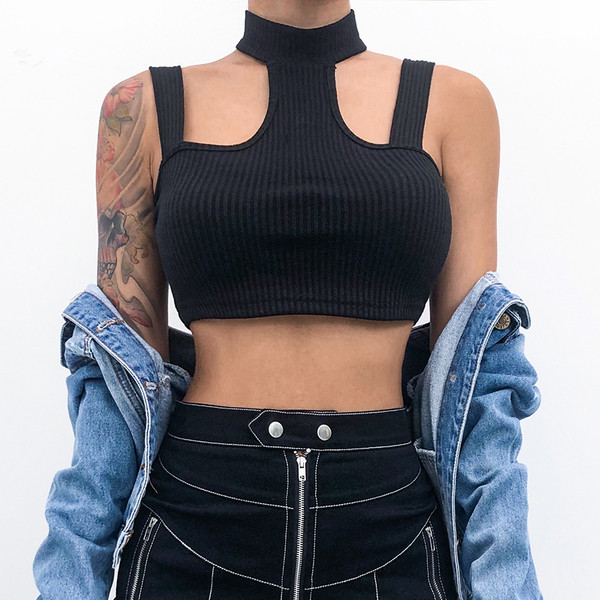 Rövid női felső fekete színben