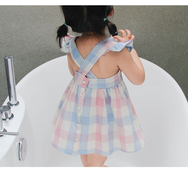 Modern, rózsaszínű gyerekruha lányoknak