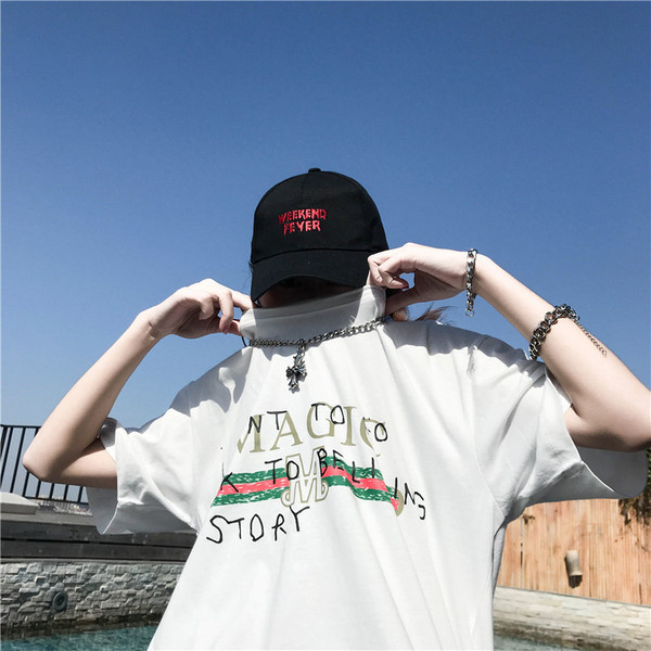 Alkalmi női póló fehér színű felirattal - hosszú modell