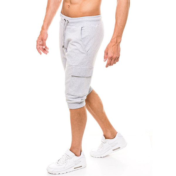 Pantaloni scurți sport și casual în mai multe culori